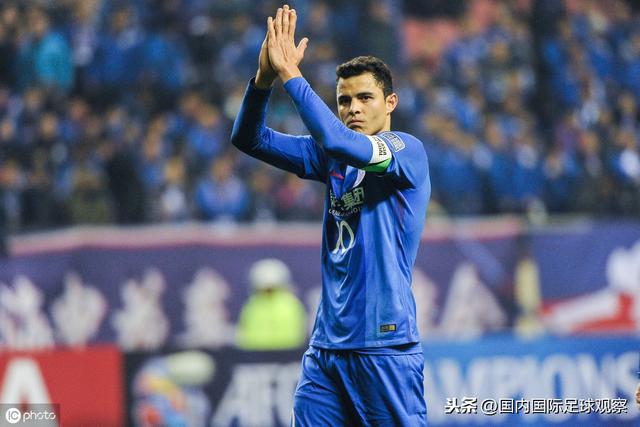 多多28- 英超VAR判罚引发争议，多场比赛判例遭专家质疑